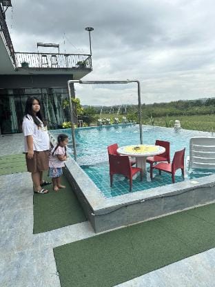 Chef Nirvana Spa Pool Villa Villa in Laos