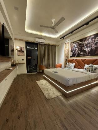 Luxe Studio apartment | High Rise Vacation rental in Lucknow