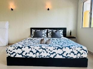 De Home Desaru Sea View Private Beach 3Pax 3A06  Vacation rental in Johor