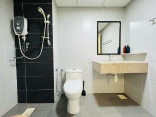 De Home Desaru Sea View Private Beach 3Pax 3A06  Vacation rental in Johor