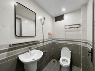 Căn Hộ Dịch Vụ 1pn Apartment in Ho Chi Minh City