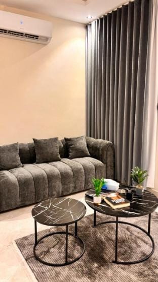 39 elegant rooms and lounge in Jerusalem Vacation rental in Riyadh