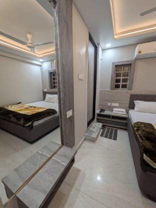 Haritwal Guest House(Near Kashi Vishwanath Tample) Vacation rental in Varanasi