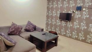 Mayapur Houses Vacation rental in Uttarakhand