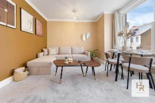 Prime Location | Stylish Retreat | WIFI & Netflix Vacation rental in London Borough of Richmond upon Thames
