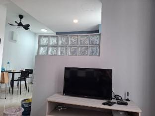 Midas Seri Alam Cozy Homestay Apartment in Johor
