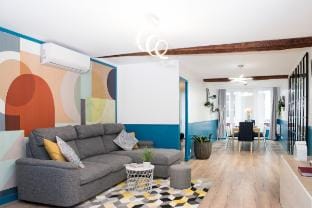 Elegant, Air-conditioned & Central, close Marais Vacation rental in Paris