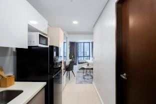Luxe Studio in Prime Location—Cebu I.T. Park Vacation rental in Lapu-Lapu City