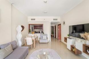 Luxury Marina Living with Pool  Gym   near the beach Apartment in Dubai