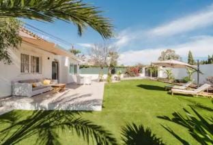 Bonito chalet mas estudio independiente en Busot Villa in Alacantí
