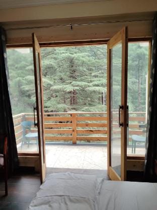The Backyard Kasol, Old kasol 03 Vacation rental in Himachal Pradesh