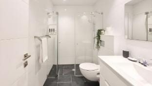 BnBIsrael apartments - HaYarkon Bronze Vacation rental in Tel Aviv-Yafo