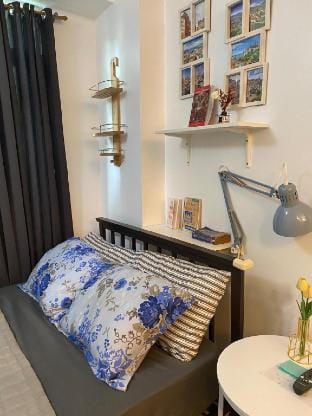 JL Suite Staycation near Venice Grand Canal Mall Vacation rental in Makati