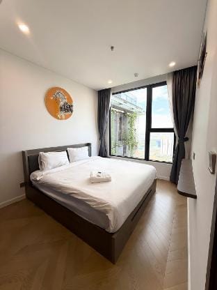 Lumiere 1BR - 5 Star Luxury Stay | Free Gym & Pool Vacation rental in Ho Chi Minh City