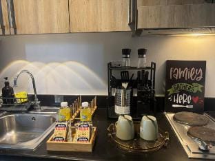 Beach KTV 2br Condo in MOA/SMX/Okada, Airport 1848 Vacation rental in Pasay