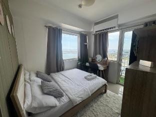 Beach KTV 2br Condo in MOA/SMX/Okada, Airport 1848 Vacation rental in Pasay