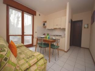 Relaxing Stay in a Leafy Setting Apartment in Lignano Sabbiadoro