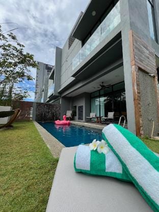 La Mer Luxury Private Pool Villa Villa in Kedah