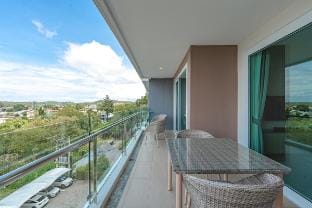 Beachside Luxury in Rawai | Sea View + Gym C189 Vacation rental in Rawai