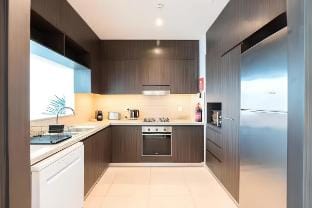 Burj view - 2br apartment connected to Dubal Mall Vacation rental in Dubai