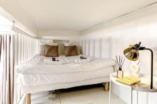 Charme Parisien   Studio Cosy pour 4 Personnes Apartment in Paris