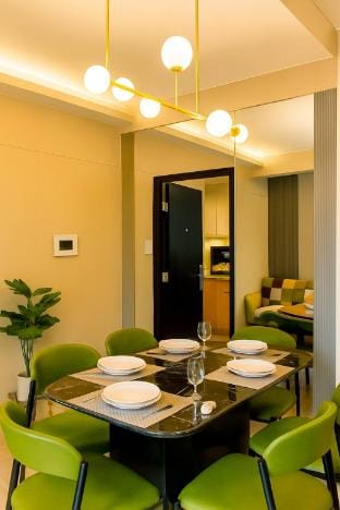 1BR Luxury Suite | Near Okada & Airport Apartment in Pasay