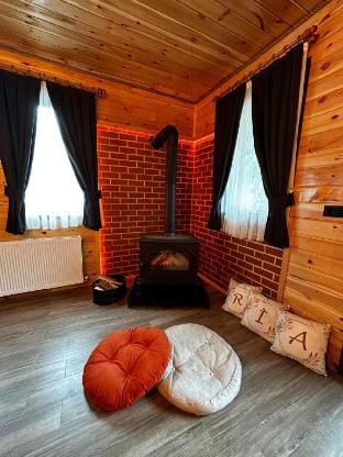 Aile Süiti Turuncu 4 kişilik 105 Vacation rental in Georgia