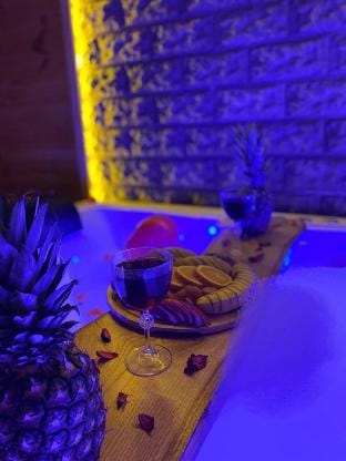 Aile Süiti Turuncu 4 kişilik 105 Vacation rental in Georgia