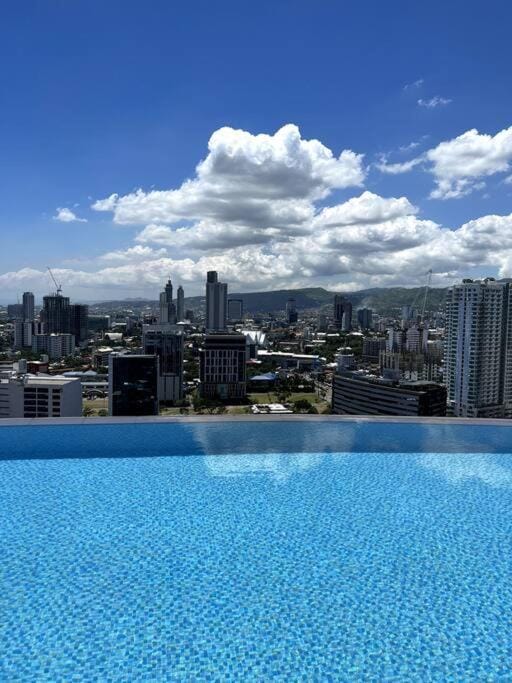 Homey Studio in Cebu Business Park Villa in Lapu-Lapu City