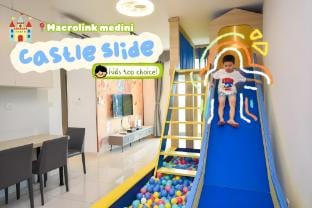 Castle Slide Playground & Ball Pool @ Macrolink Vacation rental in Johor