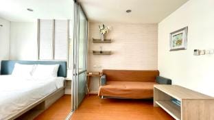 Lumpini Seaview Jomtien海景公寓D、E 直达海滩 家电齐全 可长租 一居一卫 Apartment in Pattaya City