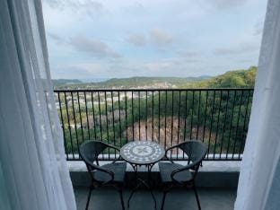 Phu Quoc Island Sunset Town Hillside apartment  Apartment in Phu Quoc