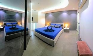 Luxury Terraced Seaview Apartment - Marina Pieta' Vacation rental in Malta