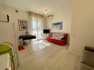 Gorgeous studio with pool and terrace Apartment in Porto Santa Margherita