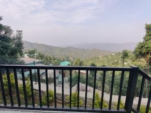 Charlie's Little Palace Vacation rental in Uttarakhand