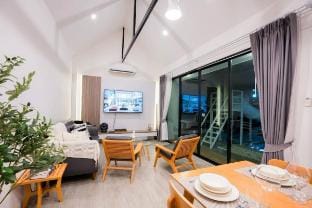 Wind hill pool villa Villa in Chon Buri Changwat