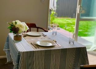 Private Guest Suite Amazing Bed and Private garden Vacation rental in Auckland