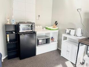 Private Guest Suite Amazing Bed and Private garden Vacation rental in Auckland