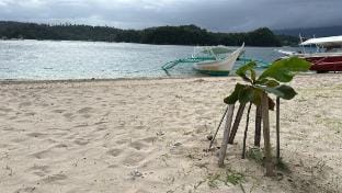 Native rooms in the campsite beachfront Vacation rental in Puerto Galera
