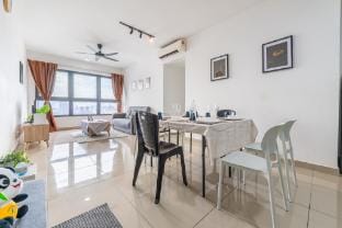 Kuala Lumpur Skyline CityView Comfort Home Apartment in Federal Territory of Kuala Lumpur