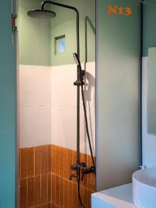 H” Home : Căn hộ mới, có ban công thang máy quận 1 Vacation rental in Ho Chi Minh City
