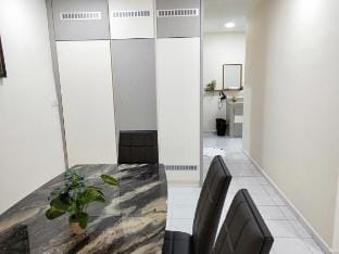 11paxCornerLot,5min IkeaAeonTebrauJohorJayaAustin Vacation rental in Johor Bahru