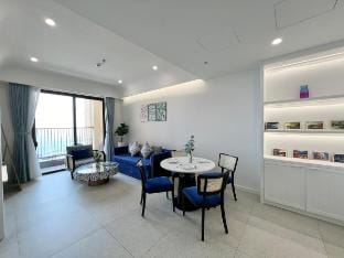 +1BR/Seaview/Kiss bridge/Firework/Sunset Town Apartment in Phu Quoc