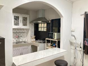 Spacious 3-Storey Townhouse near Nimman & Old city Vacation rental in Chiang Mai