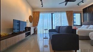 Luxury Studio Suites -4Pax#Trefoil Setia Alam Vacation rental in Selangor, Malaysia