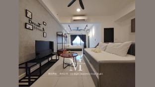 Peninsula Setia Mall Studio #1-4Pax #SetiaAlam Vacation rental in Selangor, Malaysia