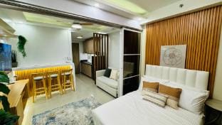 Prier Place at MOA Complex Shore2 Residences 1BR Apartment in Pasay