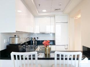 Business Bay 2BR in Amna Tower & Canal Views Vacation rental in Dubai