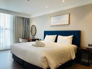 1 Bedroom Apartment in Luxury Building_ Nice view Vacation rental in Da Nang
