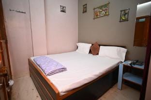Dev In Guest House Apartment in Varanasi